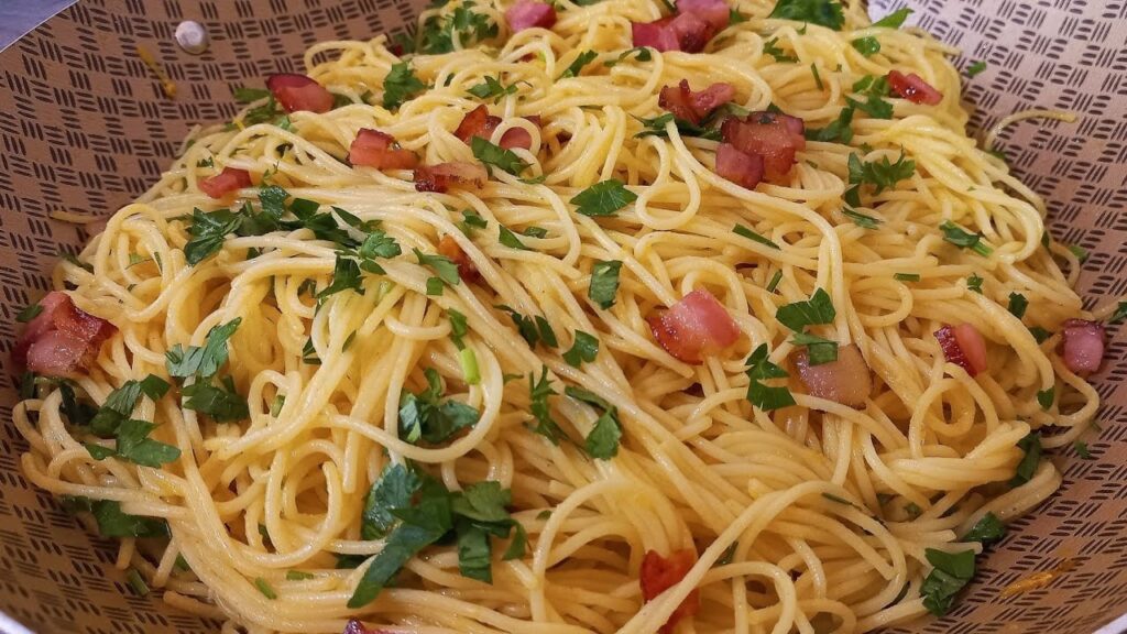 Macarrão Alho e Óleo