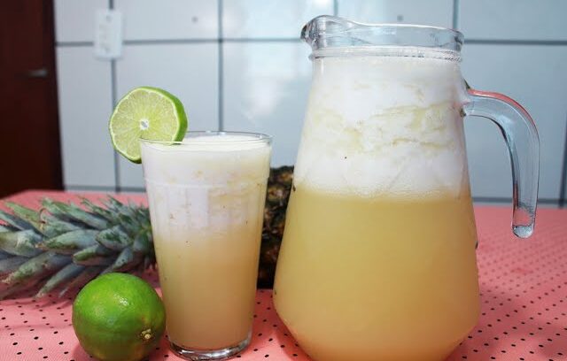 Suco de Limão com Laranja e Morango