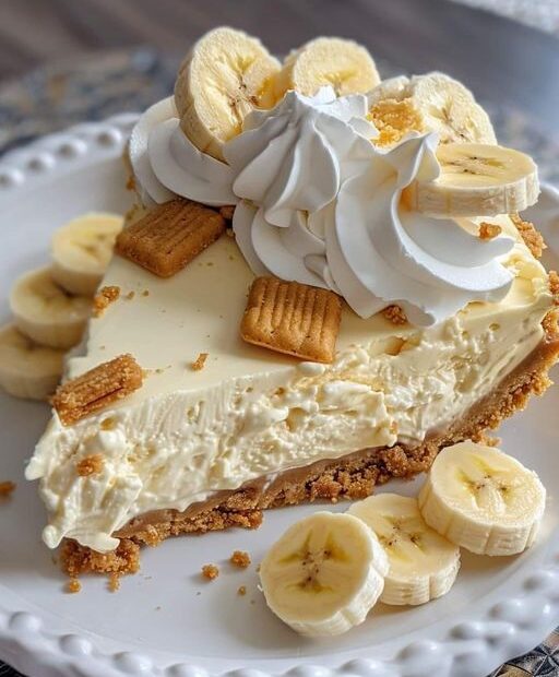 Essa torta de banana deixa todo mundo salivando, o preparo é mais fácil que a de limão