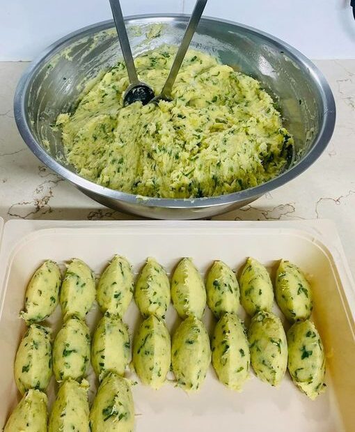 Bolinhos de bacalhau como a minha querida avó me ensinou, faço sempre até com outros peixes, RENDE BASTANTE