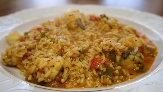 Você vai se apaixonar por essa receita simples e gostosa – Arroz de Peixe.