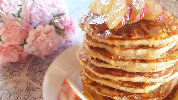 Simples, saudável e deliciosa: Panqueca de Aveia com Frutas e Mel