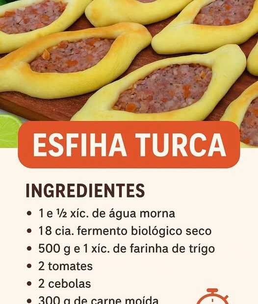 Esfiha turca de carne: eu sempre faço pra servir no lanche, o sabor é maravilhoso