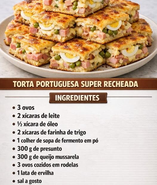 Torta portuguesa super recheada com queijo, presunto e ovos