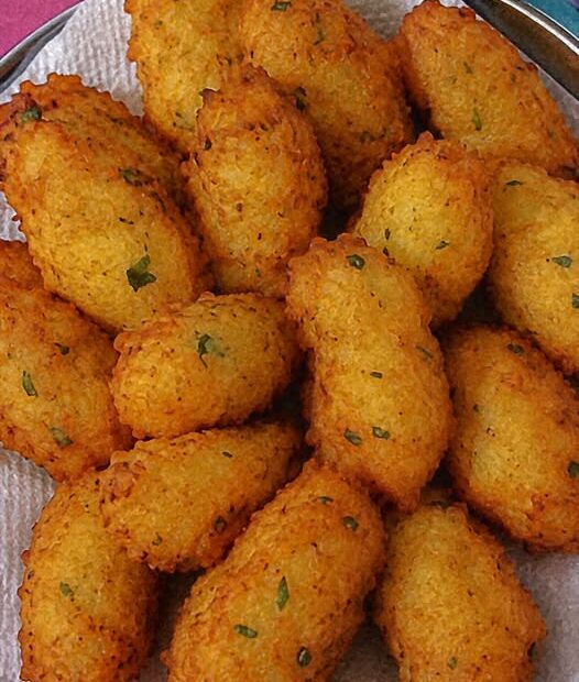 Bolinho de Sobra de Arroz: Receita Fácil, Crocante e Deliciosa