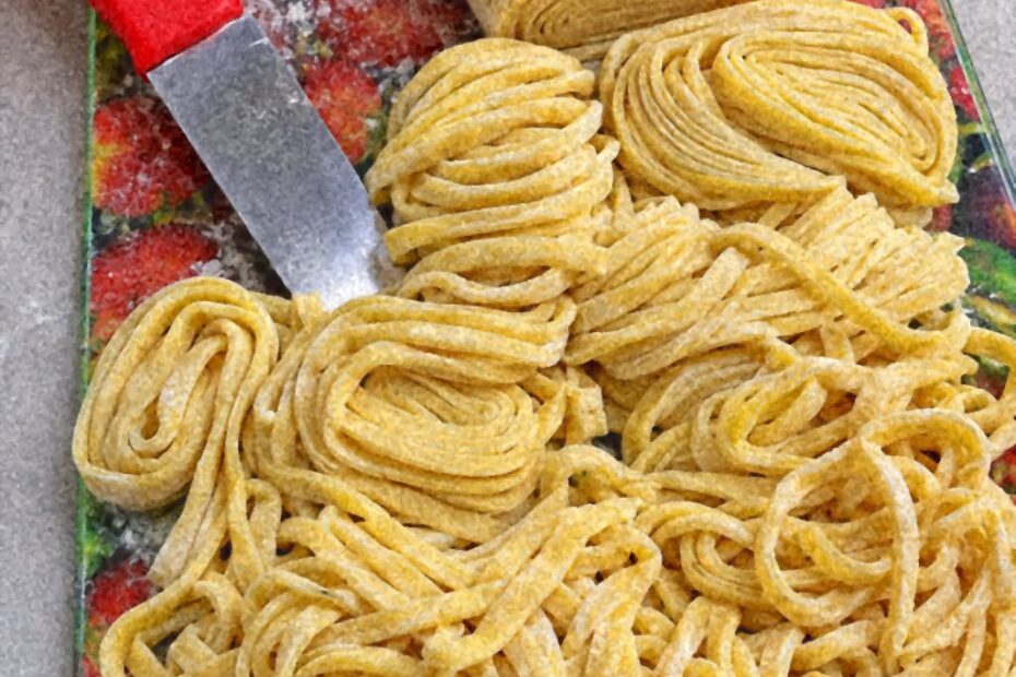 Massa de Macarrão Caseira da Vó: Receita Simples, Tradicional e Deliciosa